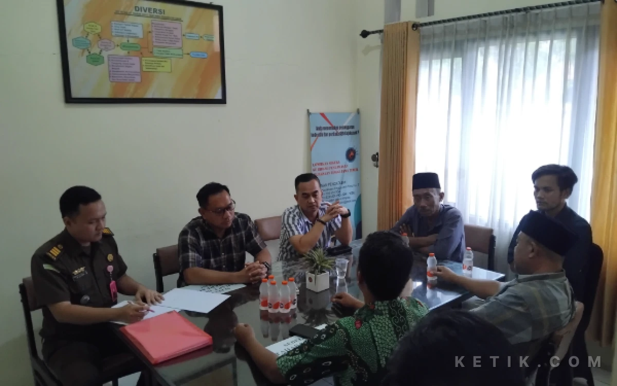 Thumbnail Berita - Dugaan Korupsi BUMD Bangkalan Disorot, LSM Kritik Keras Kinerja Kejaksaan