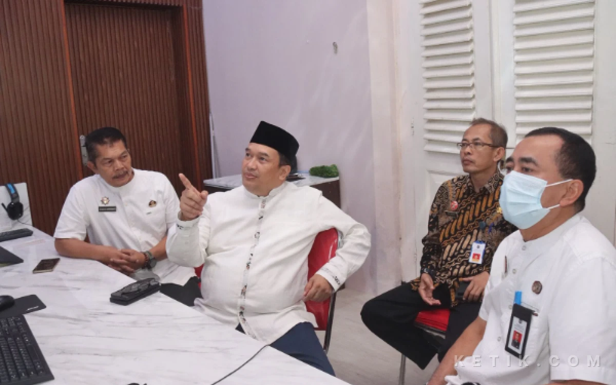 Thumbnail Berita - Pemkab Malang Terapkan WFO-WFH, Sekda Budiar: Target Kinerja Harus Tetap Tercapai