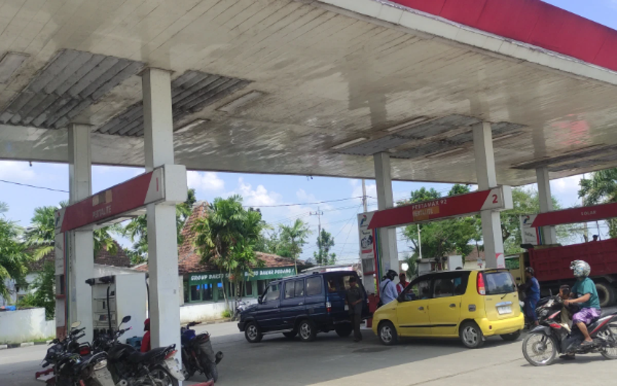 Thumbnail Berita - Jaringan Telkom Gangguan, Pelayanan BBM di Tuban Selatan Lumpuh Total