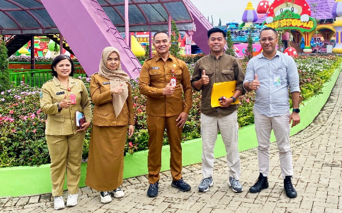 Thumbnail Berita - Kadisnaker Kota Batu: Mikutopia Serap 203 Tenaga Kerja, 95 Persen Warga Lokal Tulungrejo