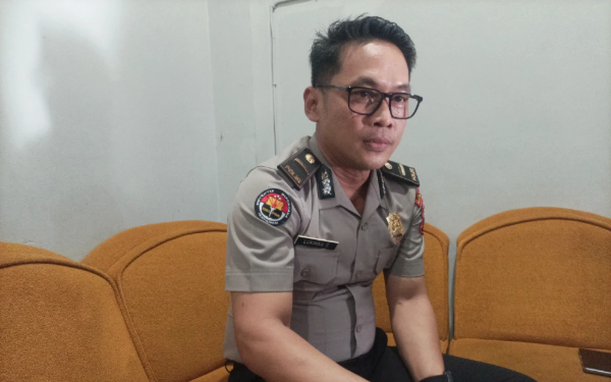 Thumbnail Berita - Yai Mim Meninggal Saat Hendak Diperiksa, Polresta Malang Kota Beberkan Kronologi