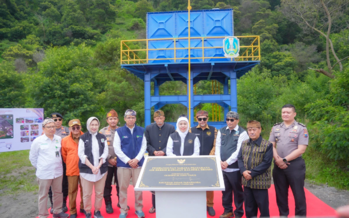 Thumbnail Berita - Gubernur Khofifah Resmikan Sarana Air Bersih di Bromo, Dukung Wisata Berkelanjutan dan Kenyamanan Pengunjung