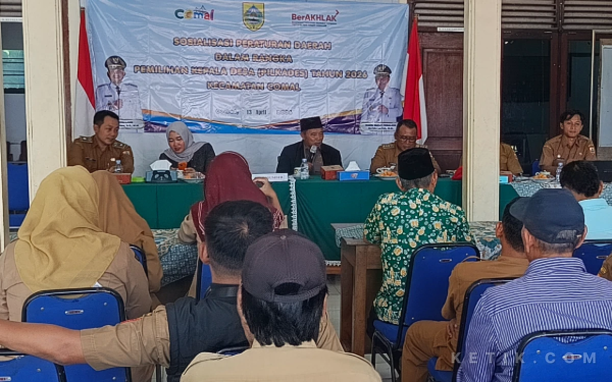 Thumbnail Berita - Jelang Pilkades 2026, Camat Comal Ajak Warga Jaga Kerukunan Meski Beda Pilihan