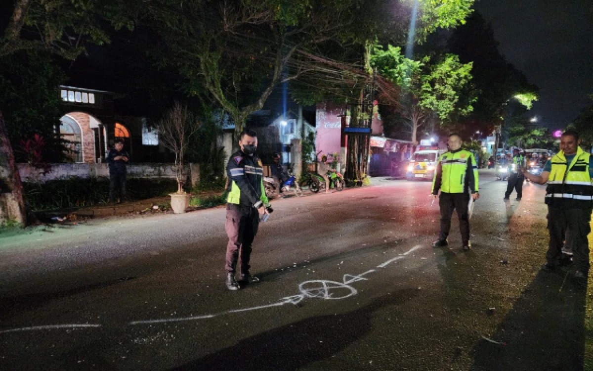 Thumbnail Berita - Adu Banteng Scoopy vs Vario di Jalan Raya Kepuh Malang, Tiga Orang Luka Parah