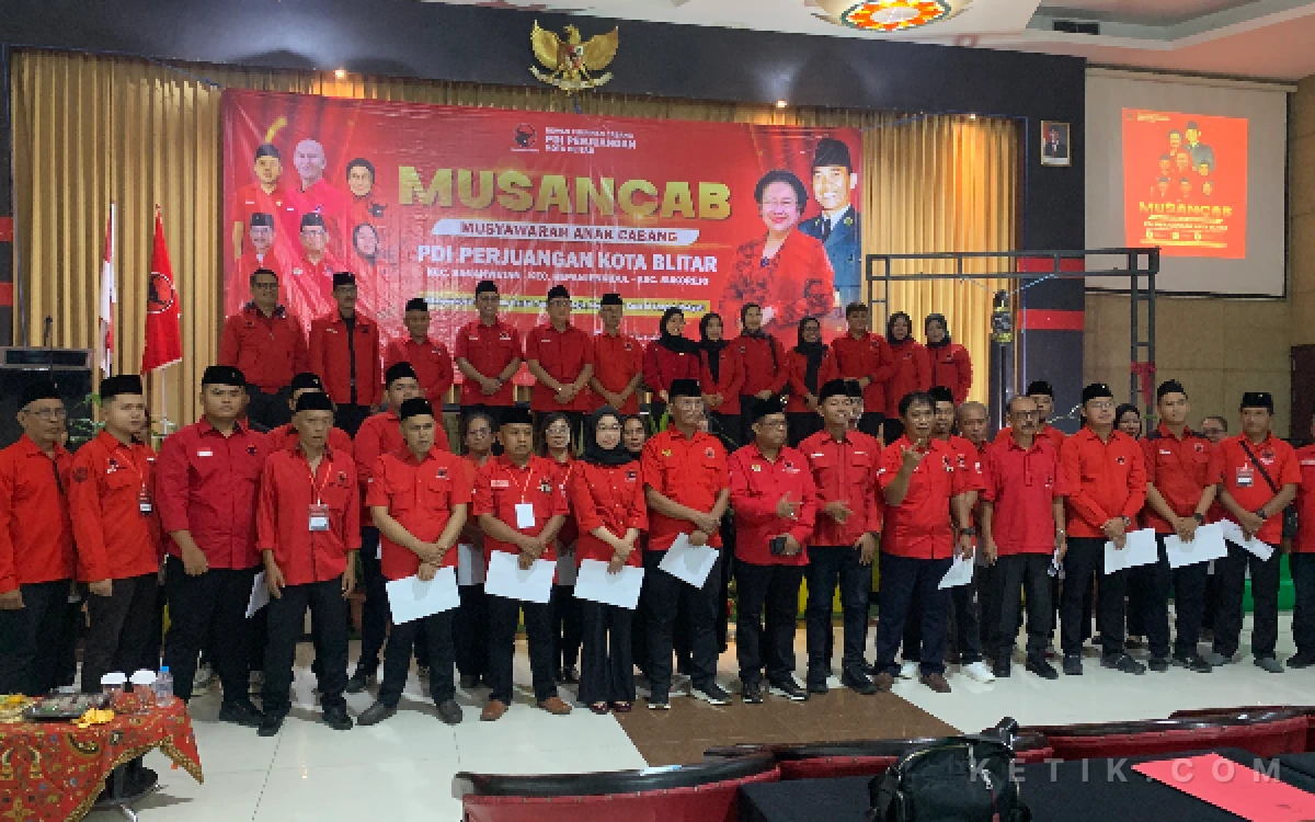 Thumbnail Berita - PDIP Kota Blitar Panaskan Mesin Politik, Target Rebut Kembali 10 Kursi dan Kursi Wali Kota