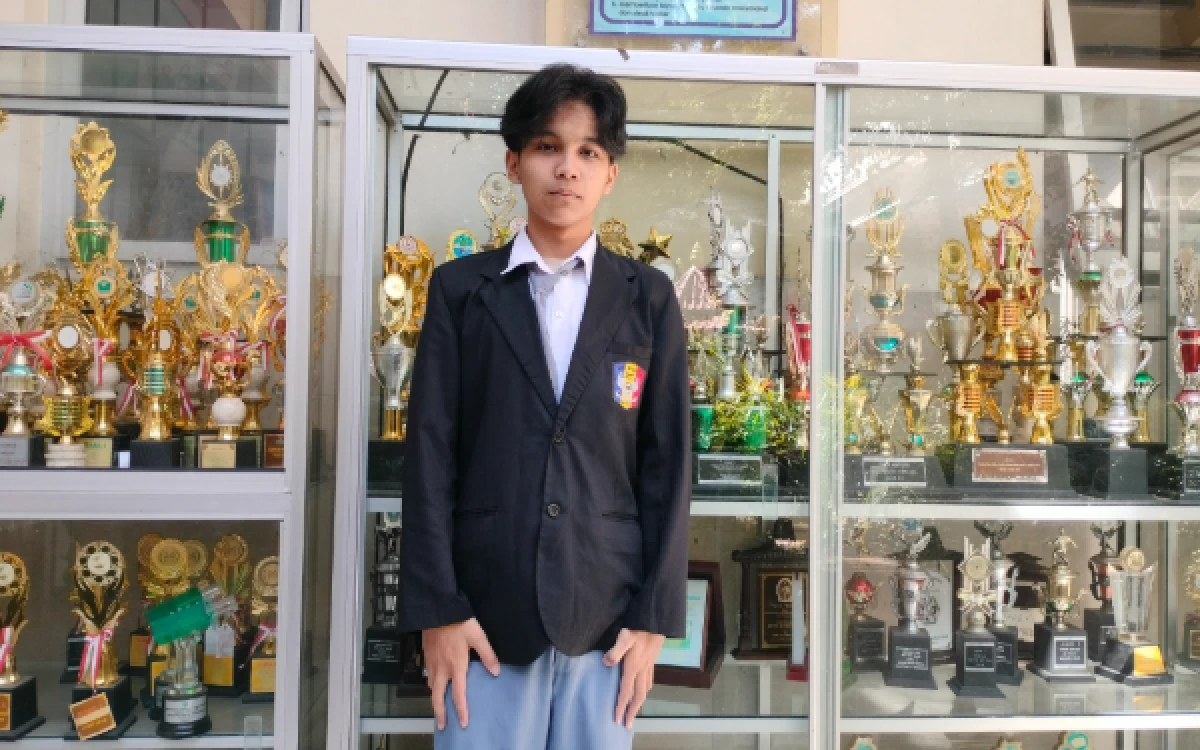 Thumbnail Berita - Kisah Inspiratif Zachcaria, Siswa SMKN 4 Malang Juara LKS Jatim dan Lolos UB