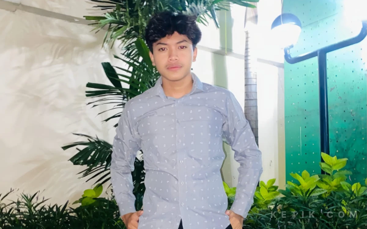 Thumbnail Berita - Mengenal Arek Suroboyo Muhammad Alif Alfarisi Ma’ruf, Baru Kelas 12 Sudah Punya Bisnis Minuman “Livv of Matcha”