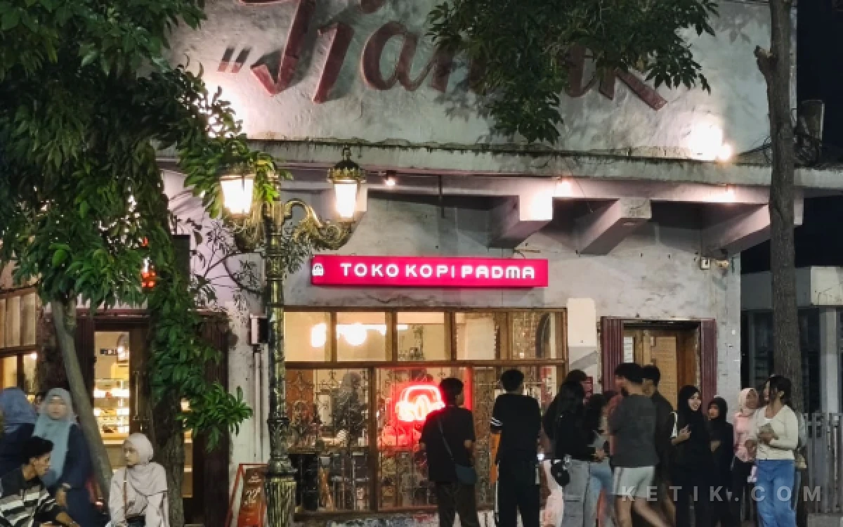 Thumbnail Berita - 6 Rekomendasi Coffee Shop Kalcer di Jalan Tunjungan Surabaya, Spot Nongkrong Estetik Anak Muda