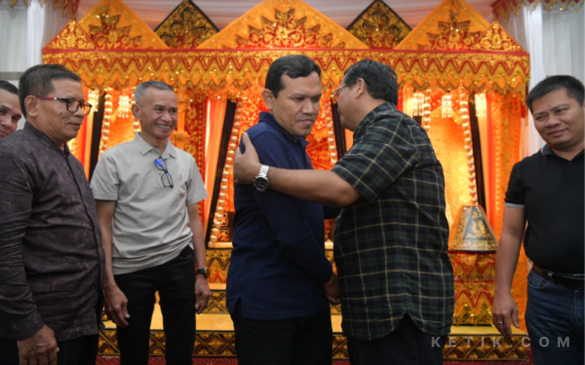 Thumbnail Berita - Dek Fad Turun Tangan, APBK Aceh Singkil Tahun 2026 Akhirnya Disepakati