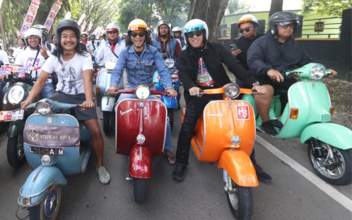 Thumbnail Berita - Ratusan Riders Padati Jalanan Kota Malang Jelang Konser HS Slank di Rampal