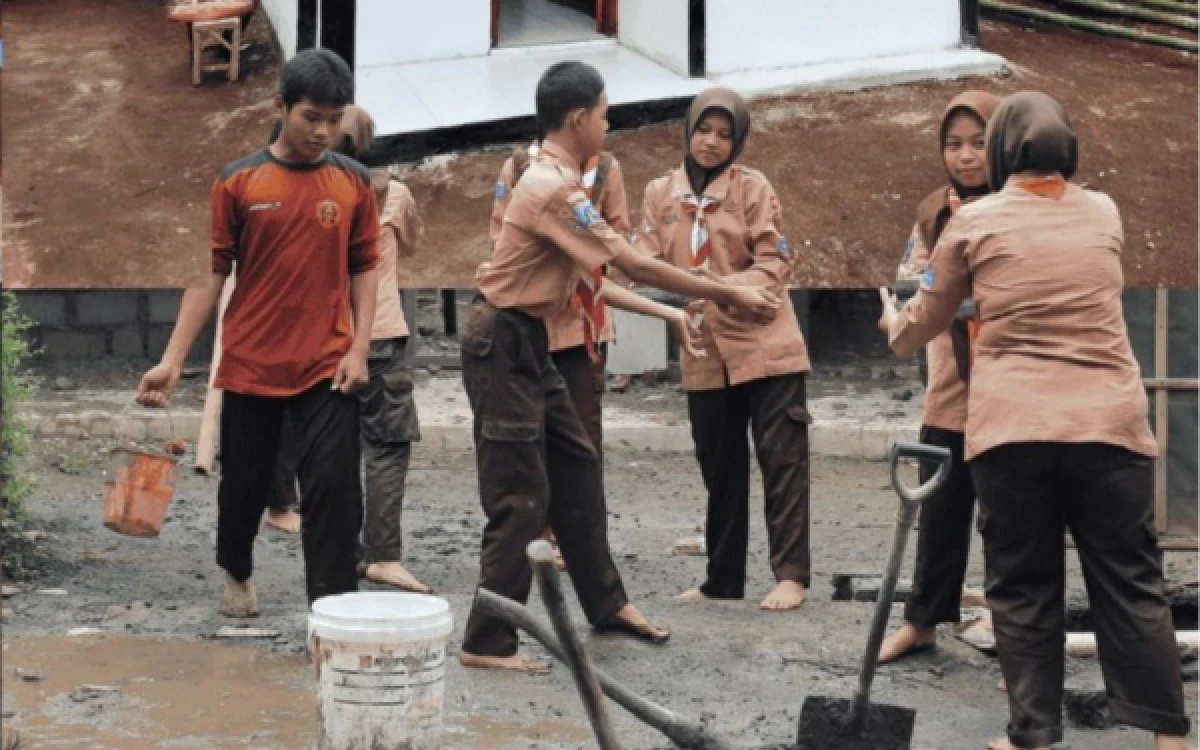 Thumbnail Berita - Pramuka Jatim Luncurkan Program Renovasi 1.000 Rumah