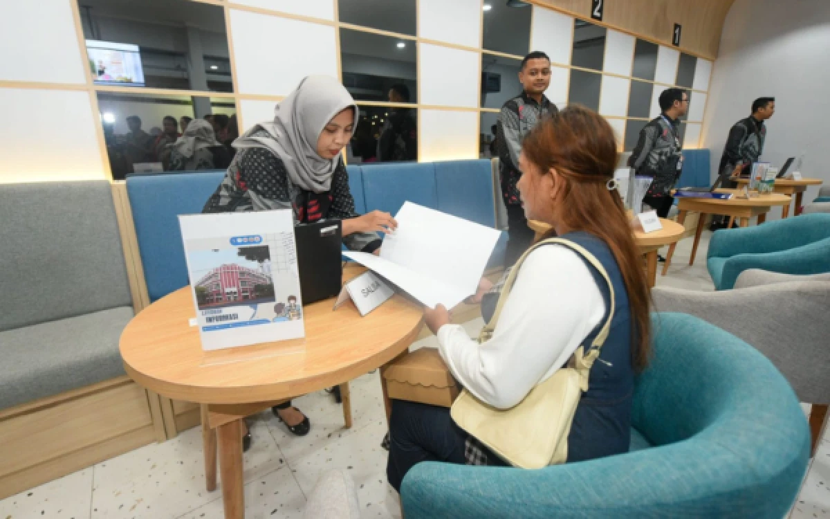 147.545 Ribu KK Surabaya Masih Nonaktif, Pemkot Buka Klarifikasi Lewat DTSEN