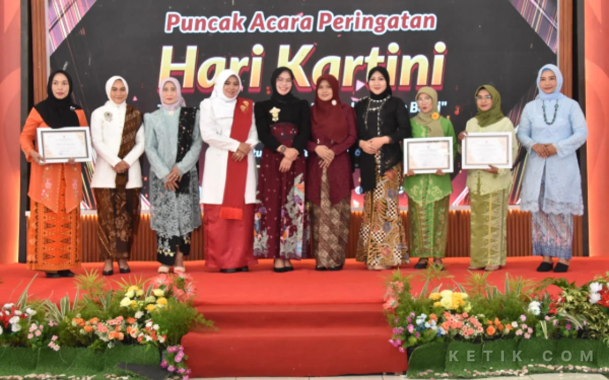 Thumbnail Berita - Peringatan Hari Kartini, Ketua TP PKK Situbondo Gaungkan Perempuan Peduli Lingkungan