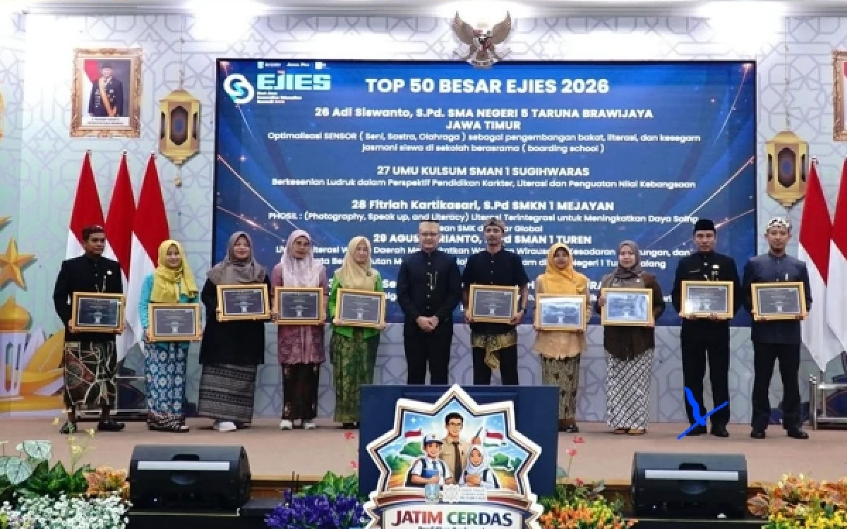 Thumbnail Berita - Dorong Terobosan Pendidikan, Kadindik Jatim Apresiasi 50 Inovator Terbaik di EJIES 2026