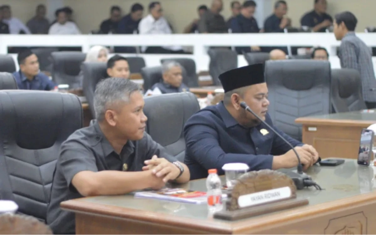 Thumbnail Berita - RSUD Adjidarmo Disorot dalam Paripurna DPRD Lebak, DPRD Ungkap Dugaan Kelalaian Pelayanan