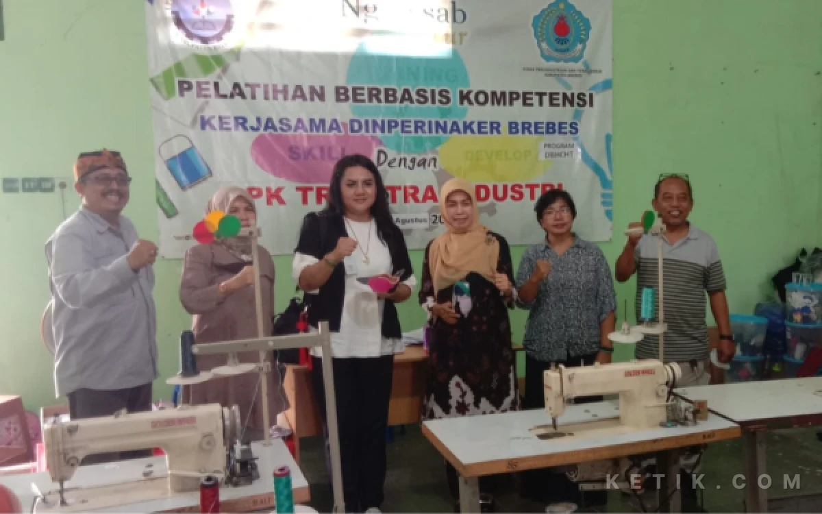 Thumbnail Berita - Tekan Angka Pengangguran, Pemkab Brebes Gelar Pelatihan Kerja Gratis Bagi Warga Lokal