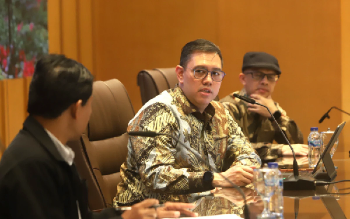 Thumbnail Berita - Geopolitik Makin Panas, DPR Minta Pemerintah Indonesia Pertahankan Prinsip Politik Bebas Aktif