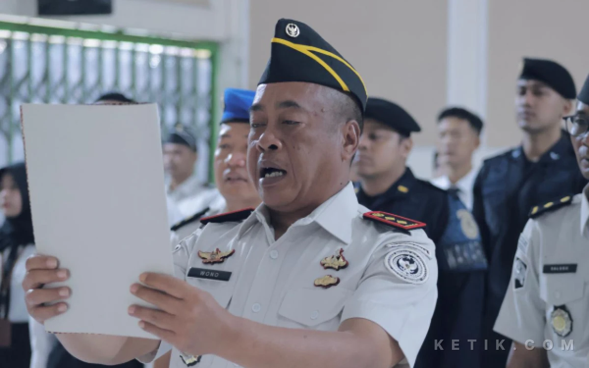 Thumbnail Berita - Ikrar Zero Halinar, Kepala Rutan Situbondo Tegaskan Tak Ada Toleransi Terhadap Pelanggaran