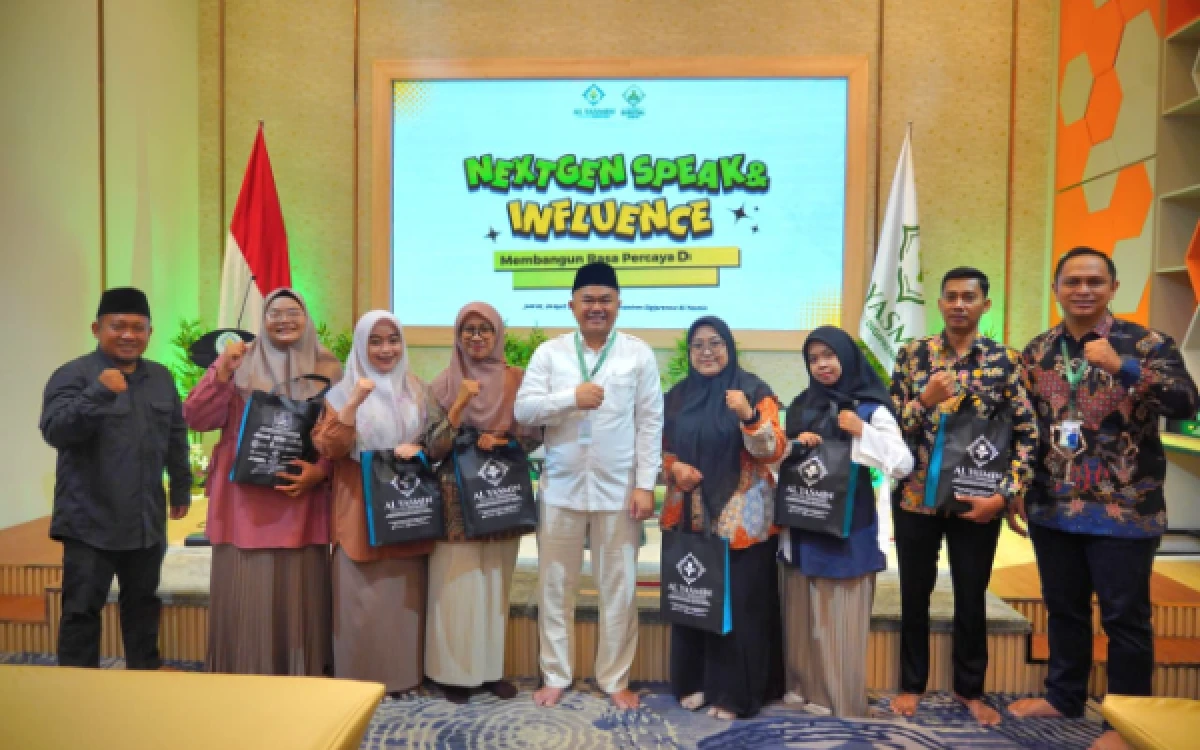 Thumbnail Berita - 63 Pelajar Ikuti Talenta Digital Santri II di Pesantren Digipreneur Al-Yasmin Surabaya, Perkuat Kemampuan Komunikasi