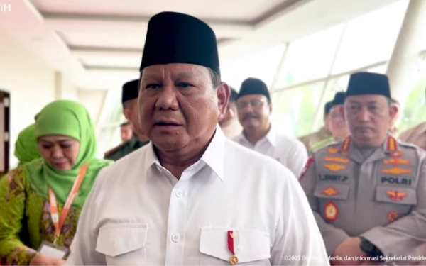 Thumbnail Presiden Prabowo Ungkap Ada 'Raja Kecil' yang Melawan Kebijakan Efisiensi Anggaran