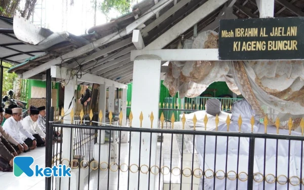 Thumbnail Berita - Bupati Subandi dan Warga Doakan Yang Terbaik di Hari Jadi Desa Bungurasih Ke-1.165