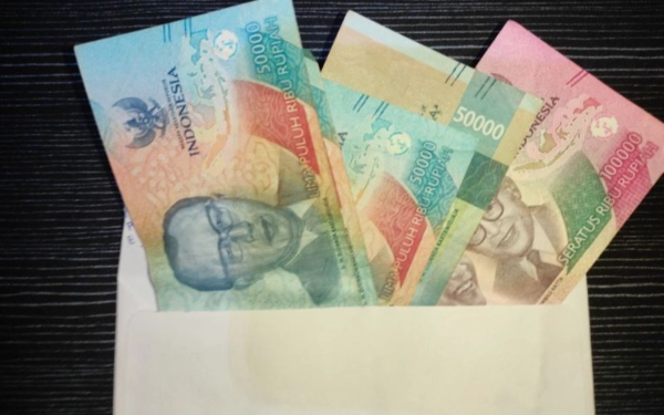 Thumbnail Berita - Geopolitik Timur Tengah Tekan Ekonomi RI, Inflasi Biaya dan Daya Beli Melemah