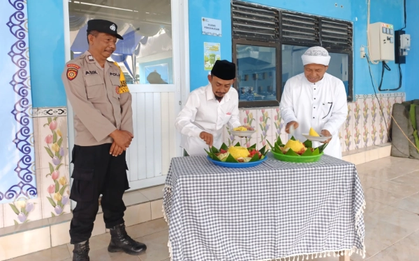 Thumbnail Berita - Dapur SPPG Konang 001 Desa Bandung Bangkalan Resmi Diluncurkan Bersama Koperasi Pesantren