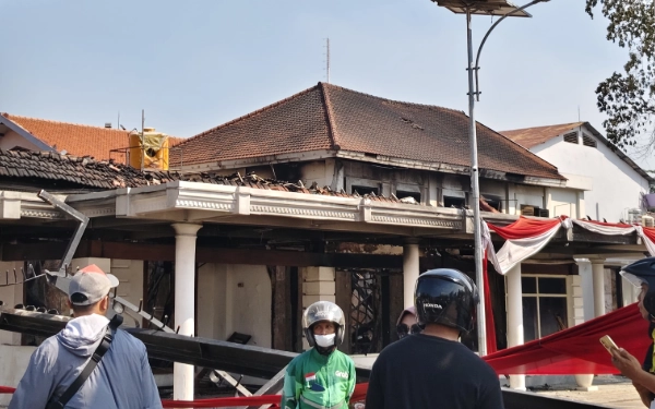 Thumbnail YLBHI Kritik Pemerintahan Prabowo, Enggan Ungkap Aktor Utama di Balik Kericuhan Demonstrasi Agustus