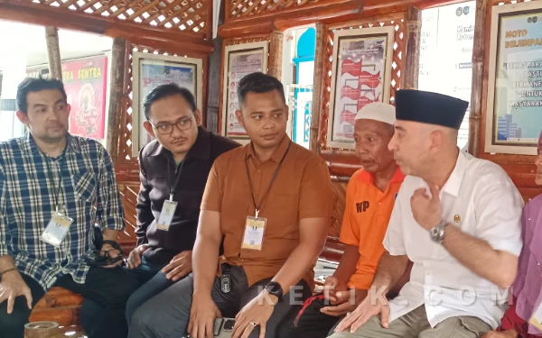 Thumbnail Berita - HM Nasim Khan, Apresiasi Putusan Majelis Hakim PN Situbondo Kepada Kakek Masir