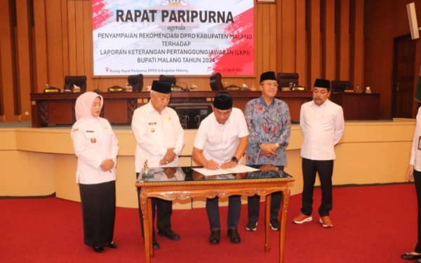 Thumbnail Gelar Rapat Paripurna, DPRD Kabupaten Malang Beri Catatan Terhadap LKPJ Bupati Sanusi