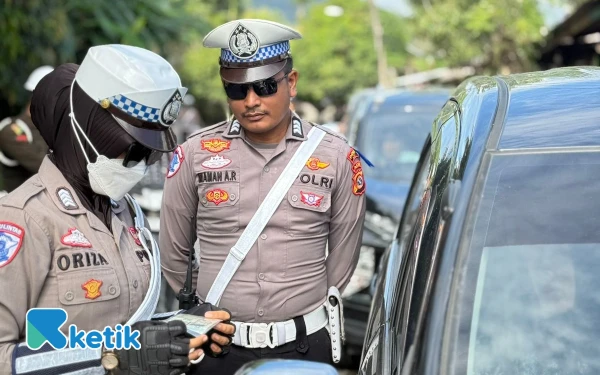 Thumbnail Berita - Satlantas Polres Abdya Tilang Pelanggar, Terbanyak Tidak Bawa SIM, STNK dan Helm