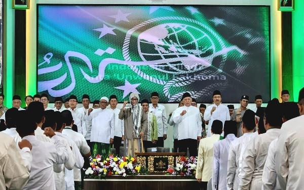 Thumbnail Berita - Ketua PWNU Jatim Gus Kikin Ingatkan Umat Pererat Ukhuwah dan Jaga Silaturahmi