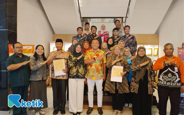 Thumbnail Berita - Bupati Situbondo Tegaskan Triple Helix untuk Akselerasi Pembangunan Daerah