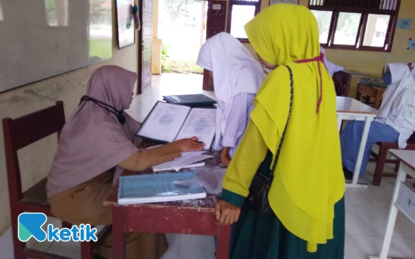 Thumbnail Berita - Jadwal Libur SD dan SMP di Pacitan Seragam, Rapor Dibagikan 19 Desember 2025