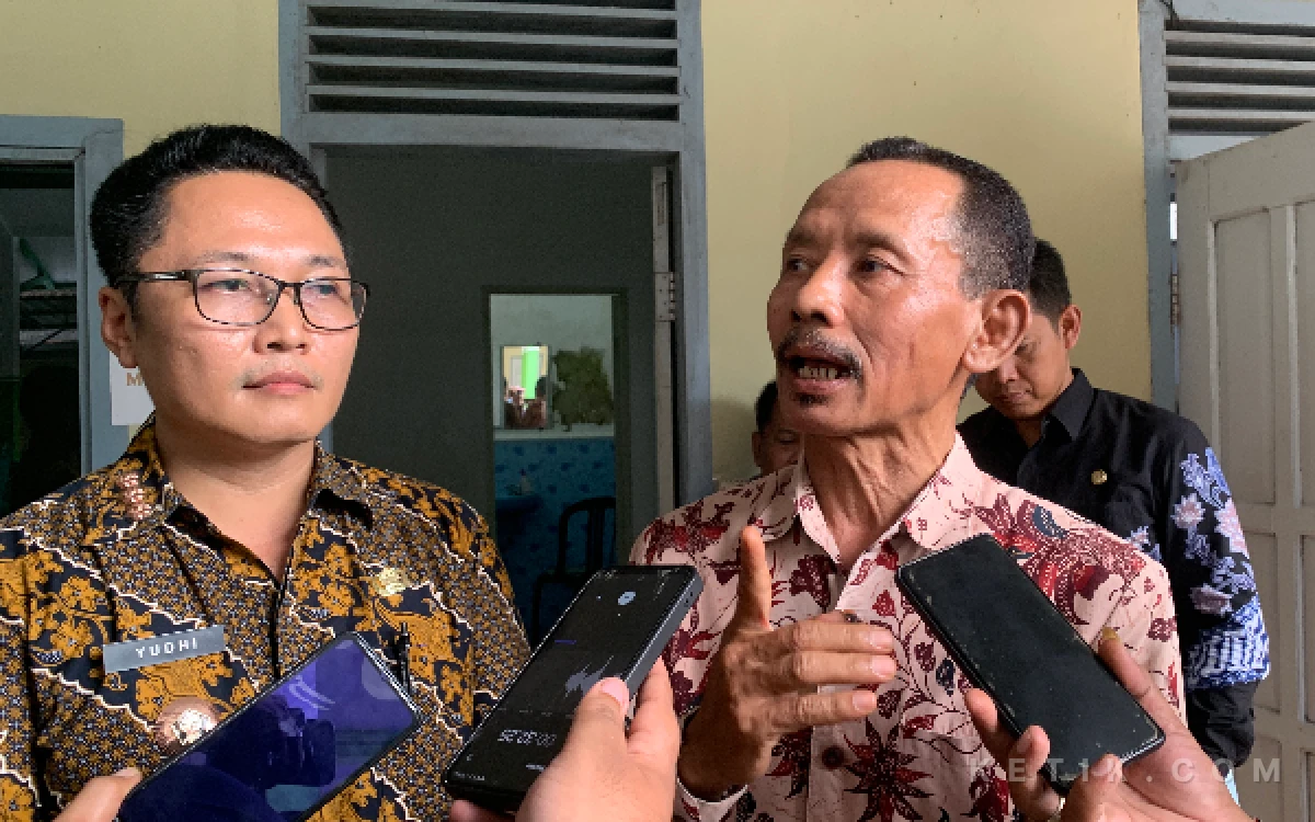 Thumbnail Berita - Penjaringan PAW Kades Jambewangi Ricuh, Warga Soroti Dugaan “Seleksi Titipan”