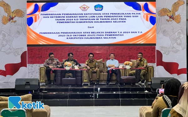 Thumbnail Berita - Kepala Dinas dan Sekretaris PUPR Halsel Lesap di Forum BPK, Evaluasi Menanti