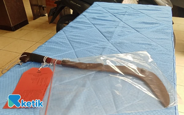 Thumbnail Berita - Api Cemburu Menyala, Celurit Mengayun dan Nyawa Melayang di Lumajang