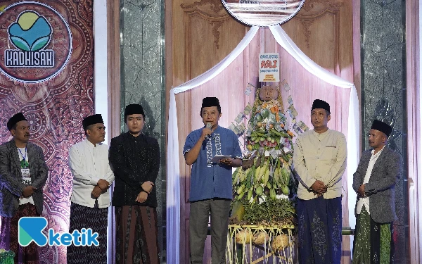 Thumbnail Malam Puncak Kadhisah, Bupati Hamid Apresiasi Pelestarian Budaya Karanganyar