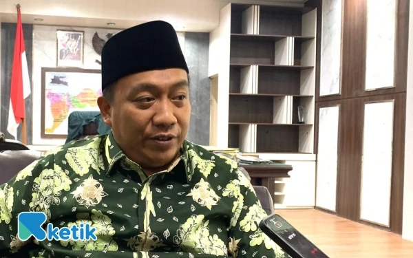 Thumbnail Berita - Peringatan Hari Batik, Bupati Minta ASN Non ASN Budayakan Memakai Batik Khas Situbondo