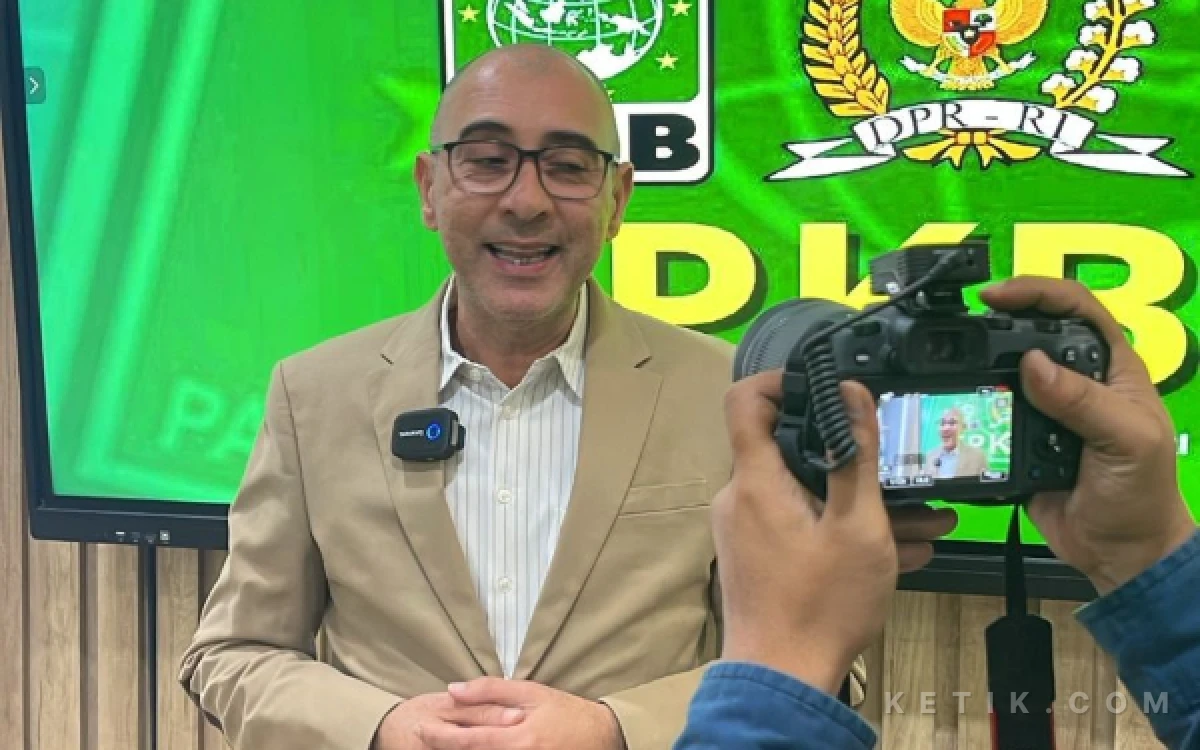 Thumbnail Berita - Anggota Komisi VI DPR RI Minta Pemerintah Kendalikan Harga Minyak Goreng