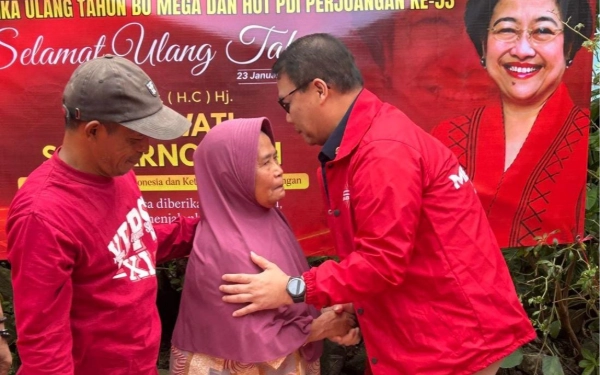 Thumbnail Bedah Rumah Lansia di HUT Megawati ke-79 dan HUT PDIP ke-53, Ahmad Basarah: Menangis dan Tertawa Bersama Rakyat