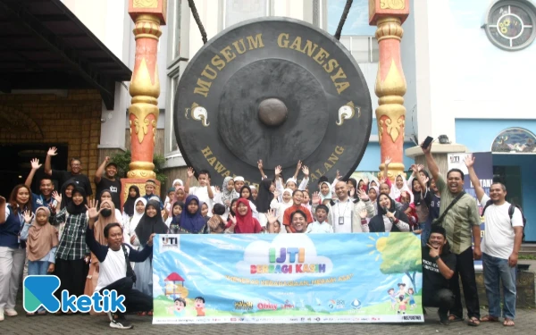 Thumbnail IJTI Korda Malang Raya Muliakan Puluhan Anak Panti dengan Bermain Air di Hawai Waterpark