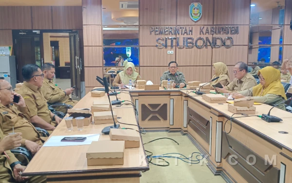 Thumbnail Berita - Ini Kata Wabup Situbondo saat Pimpin Rapat Rutin Selasaan