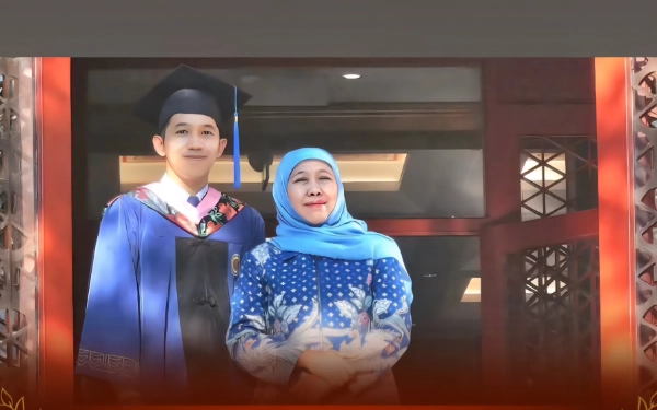 Thumbnail Jalaludin Mannagalli Parawansa! Kisah Inspiratif Putra Khofifah Raih Gelar Master di Peking University