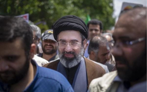 Thumbnail Berita - Mojtaba Khamenei Jadi Pemimpin Tertinggi Iran, Suksesi Cepat di Tengah Perang