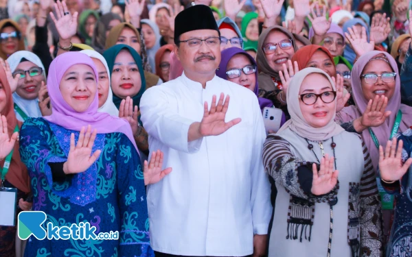 Thumbnail PBNU Gembosi Khofifah, Muncul Struktur Baru di AD/ART, Khofifah Hanya Ketua Dewan Pembina Muslimat, Pelemahan 2029?