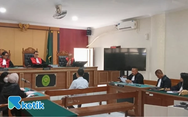 Thumbnail Eks Kepala Diskominfo Sleman Seret Pimpinan Daerah: Penasehat Hukum Klaim Bupati Restui Anggaran Bandwidth