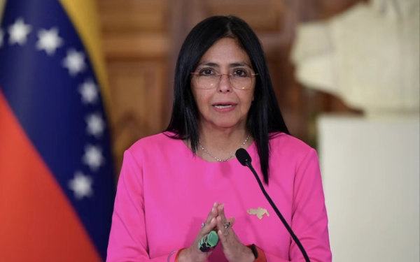 Thumbnail Wapres Venezuela Tegaskan Negaranya Tidak Akan Tunduk ke AS, Trump Beri Ancaman Ini