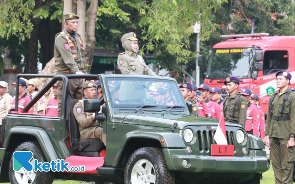 Thumbnail Pemprov Gelar Apel Siaga 2025, Gubernur Jatim Khofifah Pimpin Pasukan di Alun-Alun Sidoarjo