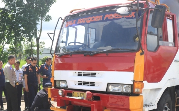 Thumbnail Polisi Panggil Perusahaan Ekspedisi Penyedia Truk Terlibat Kecelakaan di Tol Pandaan-Malang